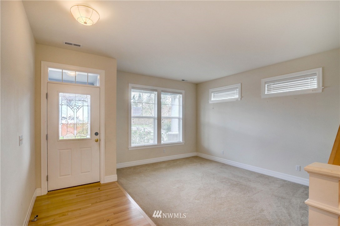 15710 36th Avenue Southeast Bothell, WA 98012 - Photo 3 of 24