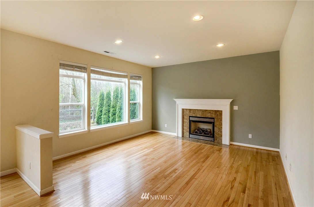 15710 36th Avenue Southeast Bothell, WA 98012 - Photo 7 of 24