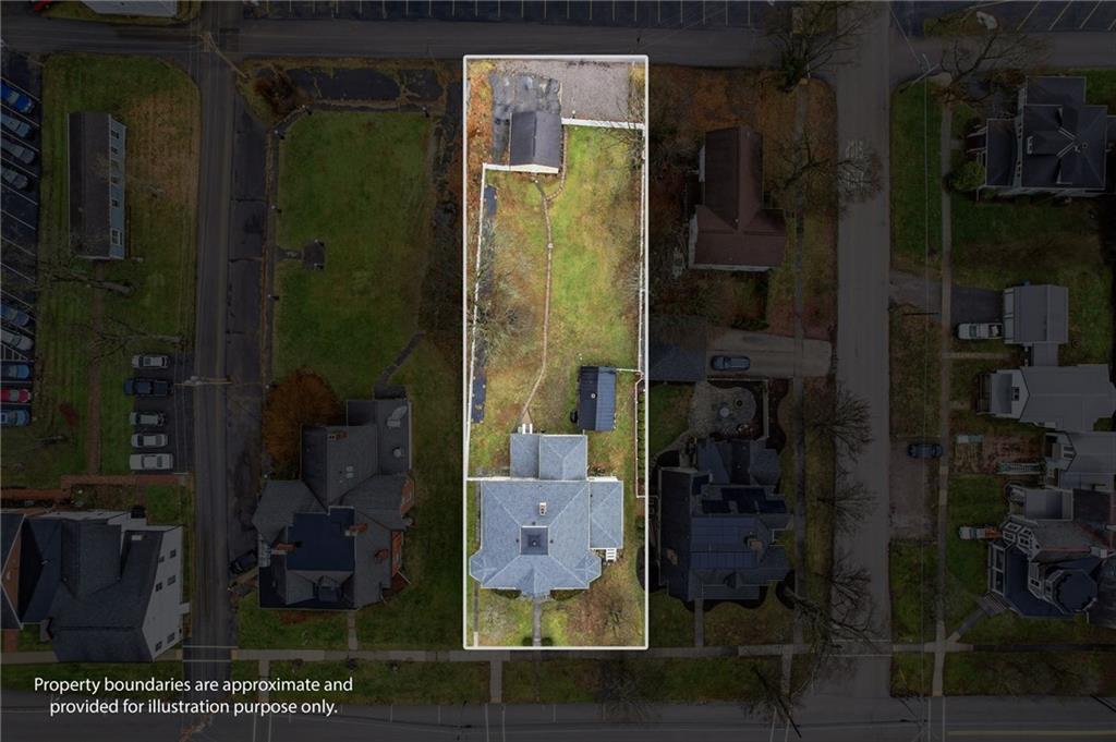 131 South Pitt Street Mercer, PA 16137 - Photo 46 of 50 a view of entryway and hall