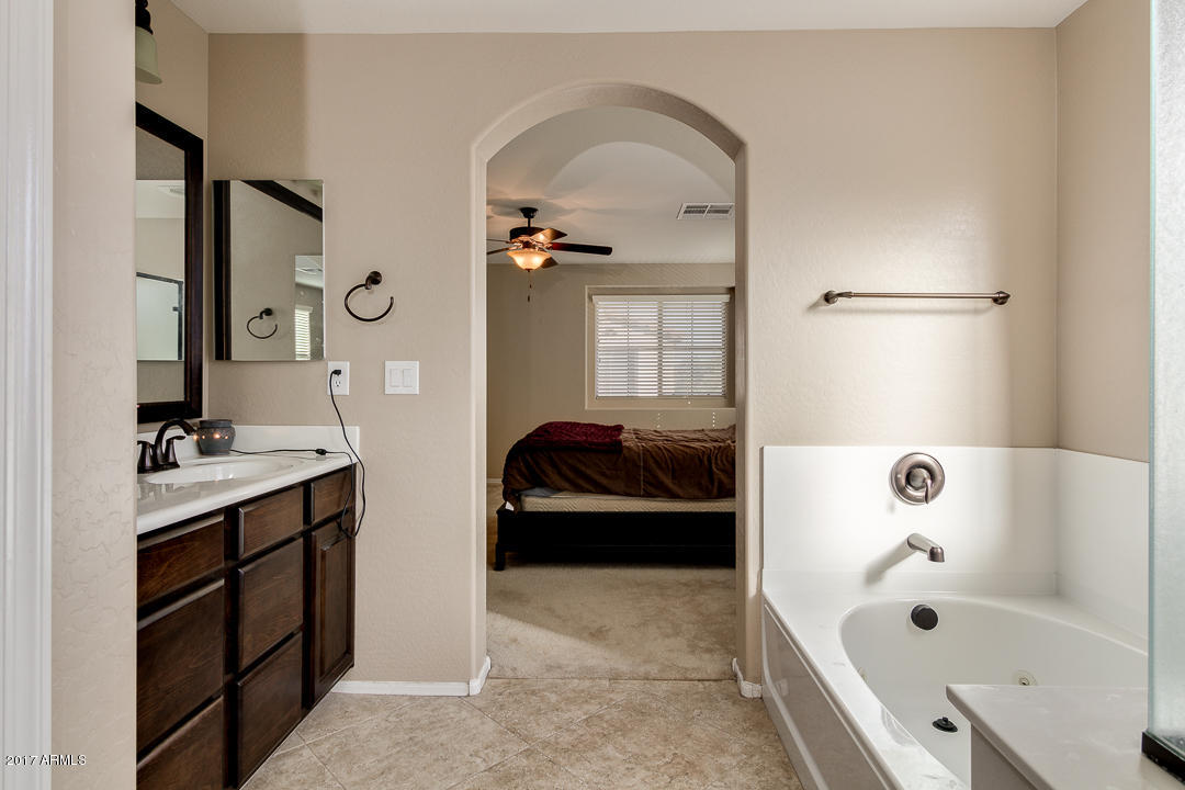 3246 East Ridgewood Lane Gilbert, AZ 85298 - Photo 35 of 124 035-Ridgewood
