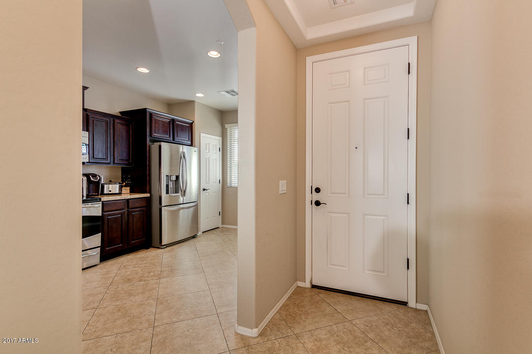 3246 East Ridgewood Lane Gilbert, AZ 85298 - Photo 5 of 124 005-Ridgewood
