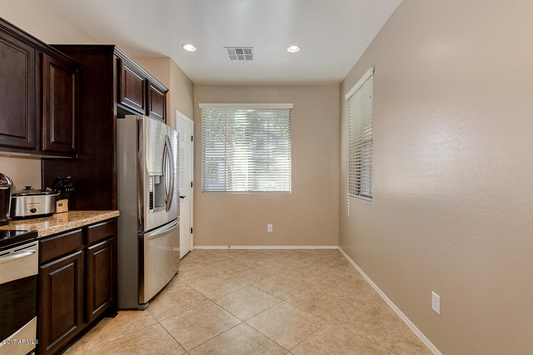 3246 East Ridgewood Lane Gilbert, AZ 85298 - Photo 7 of 124 007-Ridgewood