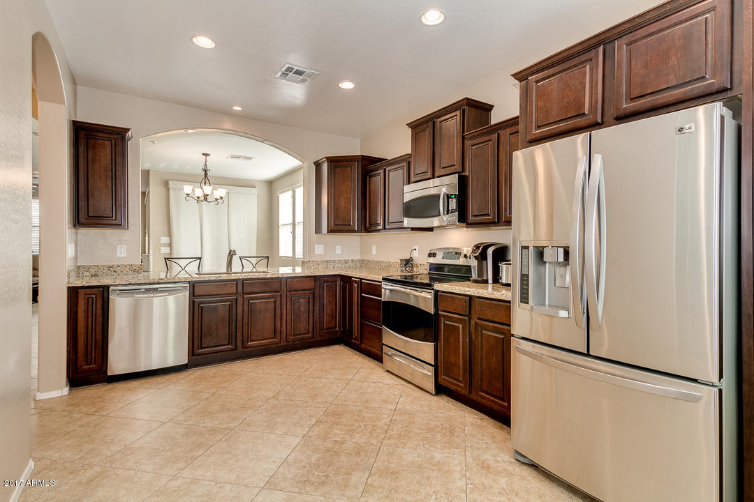 3246 East Ridgewood Lane Gilbert, AZ 85298 - Photo 9 of 124 009-Ridgewood