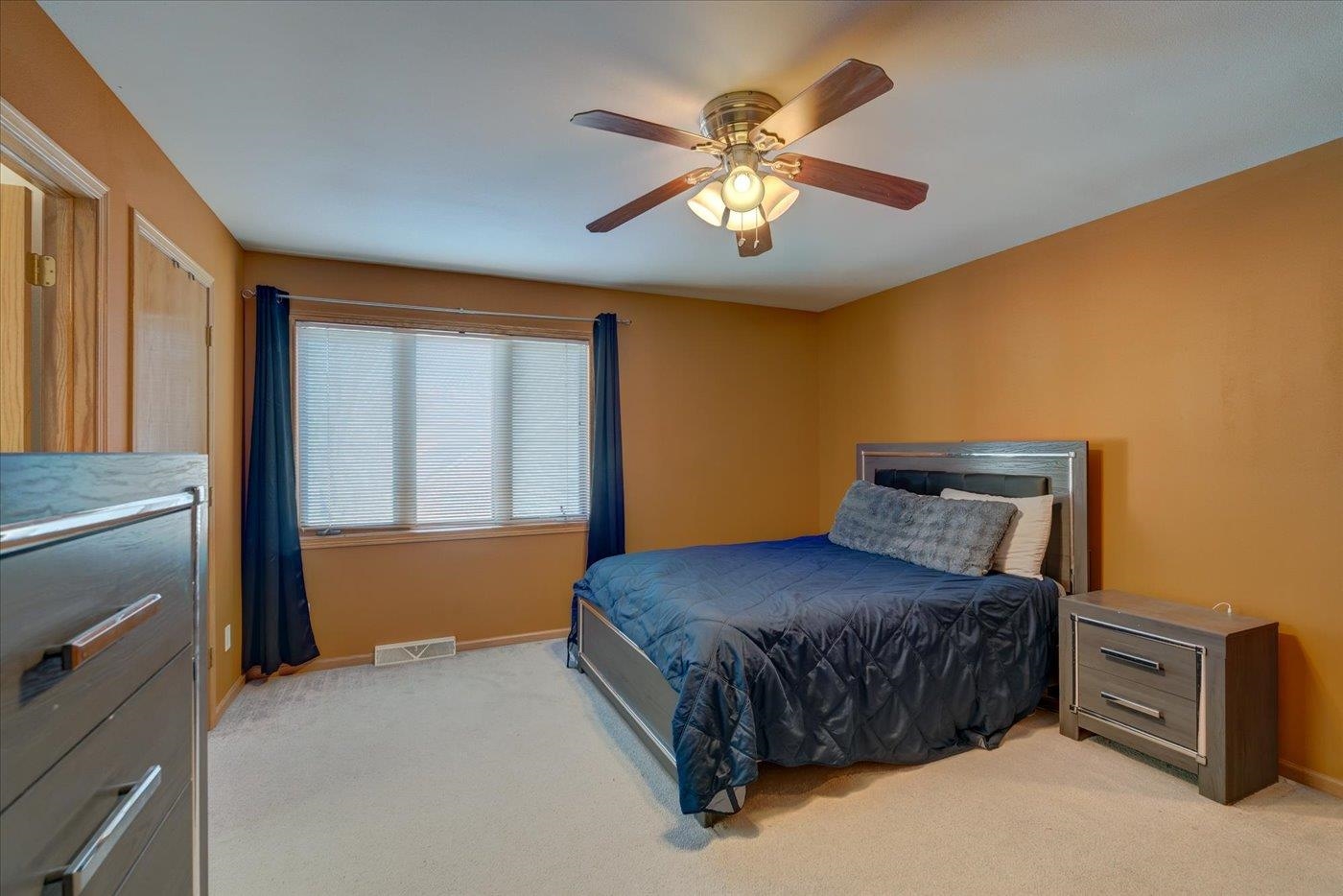 8318 Inverness Drive Madison, WI 53717 - Photo 18 of 47