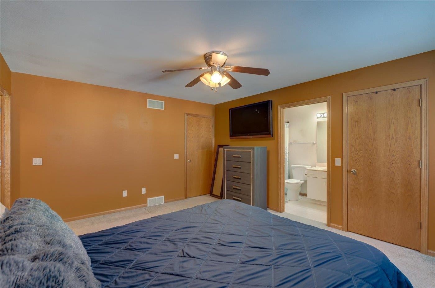 8318 Inverness Drive Madison, WI 53717 - Photo 19 of 47