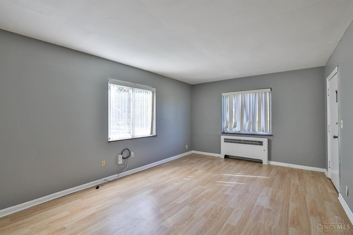 5418 Reading Road Cincinnati, OH 45237 - Photo 5 of 18