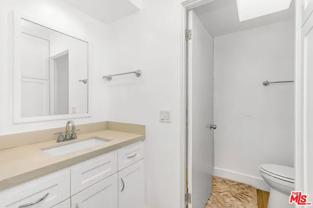 $5,900 | 13107 Mindanao Way, Unit 4, Marina del Rey, CA 90292