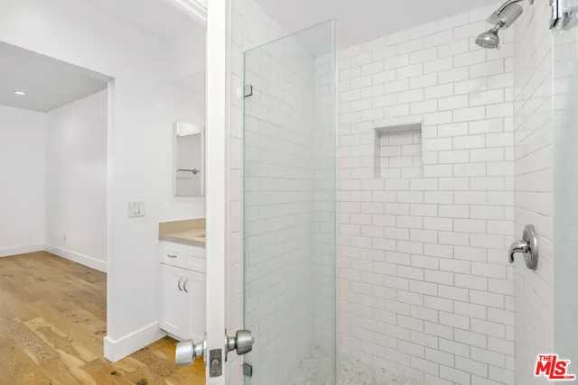 $5,900 | 13107 Mindanao Way, Unit 4, Marina del Rey, CA 90292