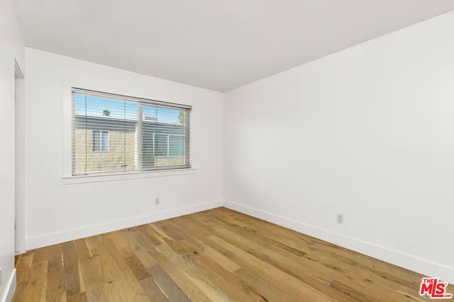 $5,900 | 13107 Mindanao Way, Unit 4, Marina del Rey, CA 90292