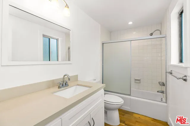 $5,900 | 13107 Mindanao Way, Unit 4, Marina del Rey, CA 90292