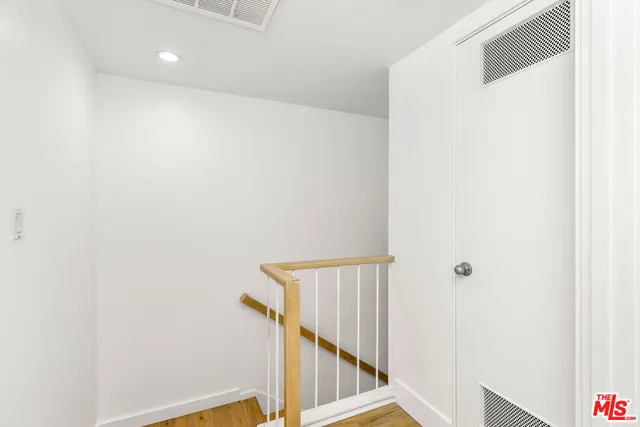 $5,900 | 13107 Mindanao Way, Unit 4, Marina del Rey, CA 90292