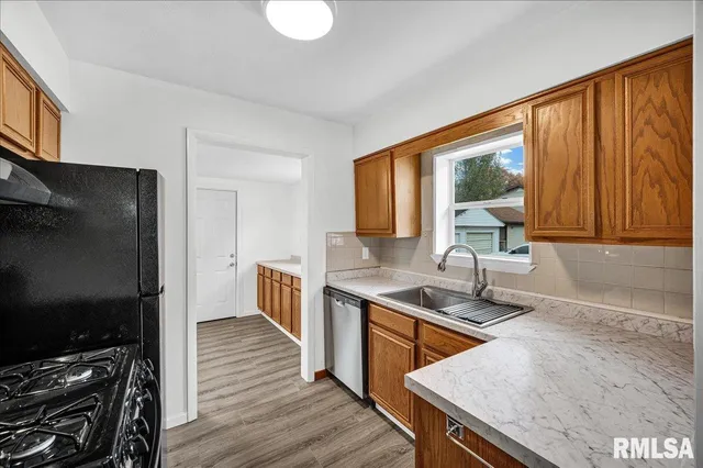 $124,900 | 909 East Moneta Avenue, Peoria Heights, IL 61616