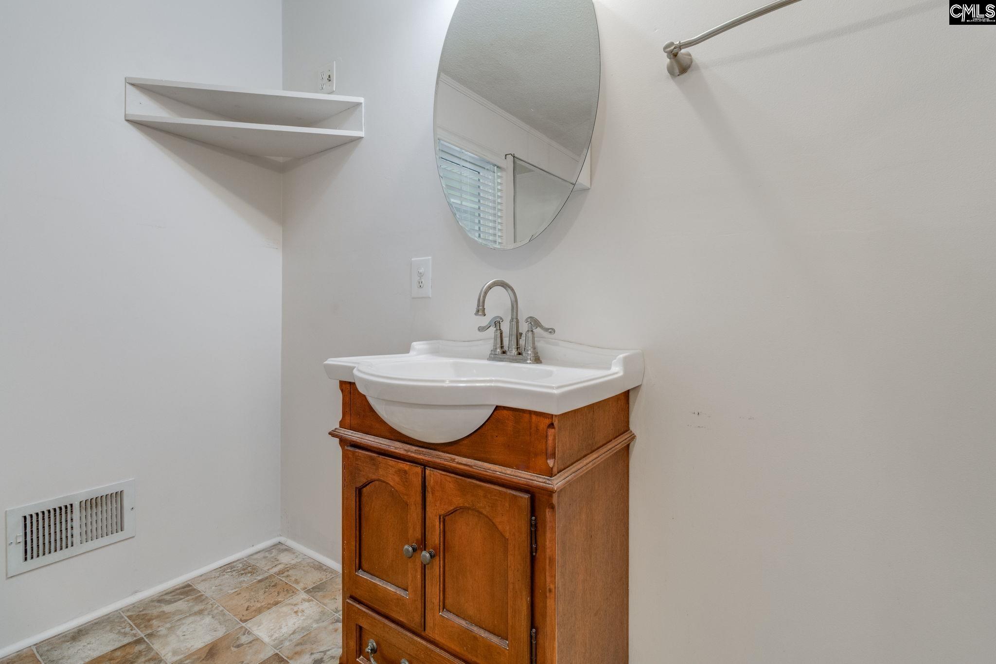 1324 Roberts Street Camden, SC 29020 - Photo 20 of 34