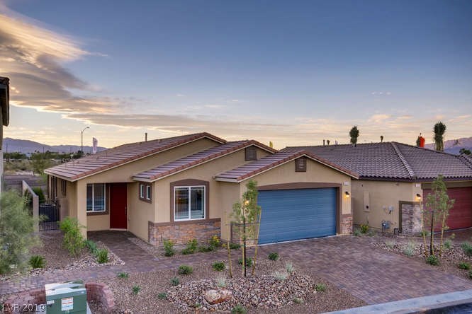 2145 Rio Rancho Pointe Place, Unit 48 Henderson, NV 89002 - Photo 2 of 27 Gallery Image 2