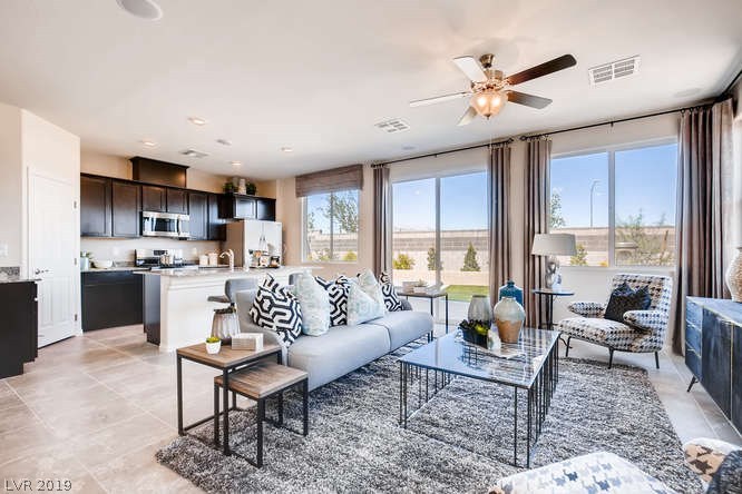 2145 Rio Rancho Pointe Place, Unit 48 Henderson, NV 89002 - Photo 4 of 27 Gallery Image 4
