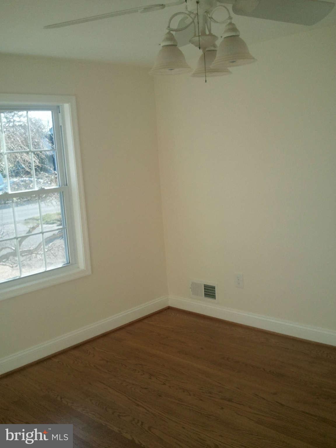 9111 Sudley Road Manassas, VA 20110 - Photo 13 of 29 Interior (General)