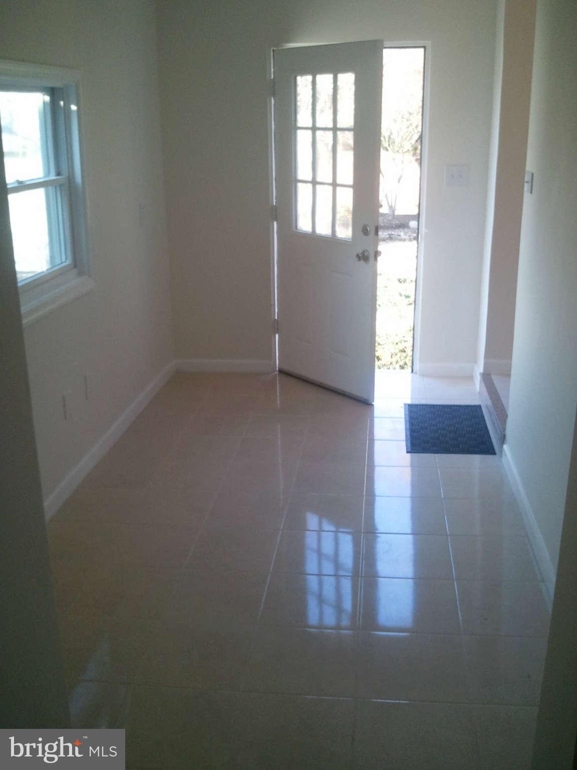 9111 Sudley Road Manassas, VA 20110 - Photo 16 of 29 Interior (General)