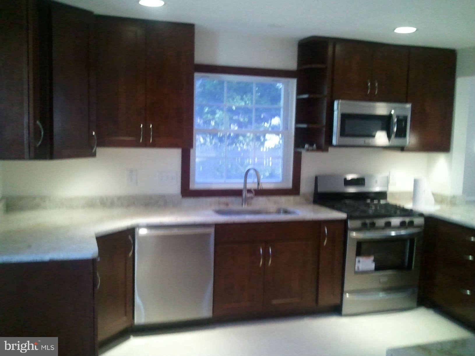 9111 Sudley Road Manassas, VA 20110 - Photo 9 of 29 Kitchen