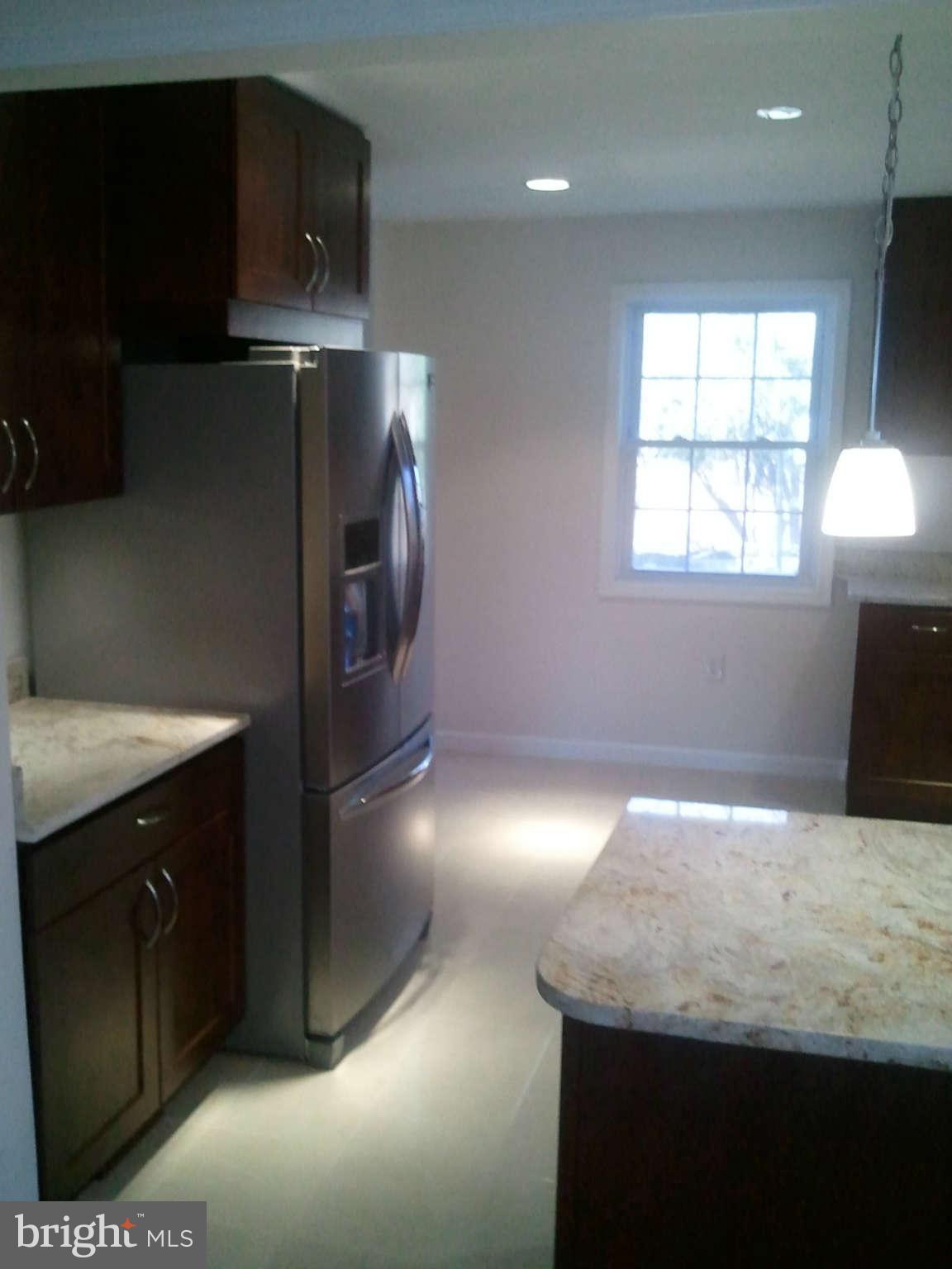 9111 Sudley Road Manassas, VA 20110 - Photo 10 of 29 Interior (General)