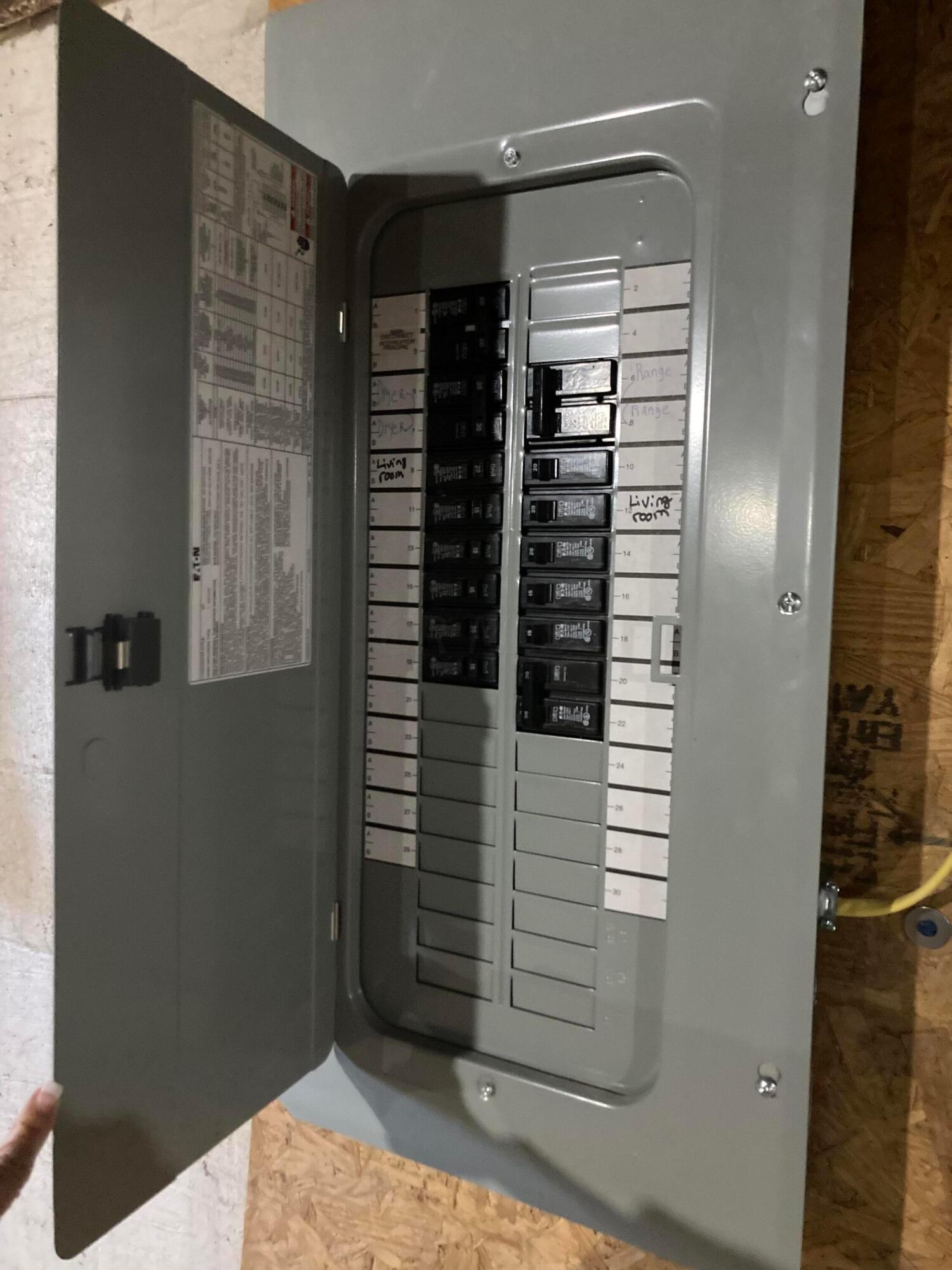 607 Spring Street Lancaster, OH 43130 - Photo 15 of 25 Electric