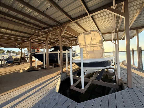 $1,750,000 | 1631 Fuller, Graford, TX 76449