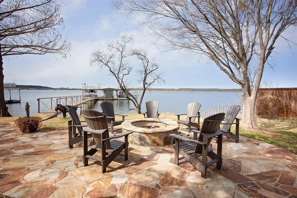 $1,750,000 | 1631 Fuller, Graford, TX 76449