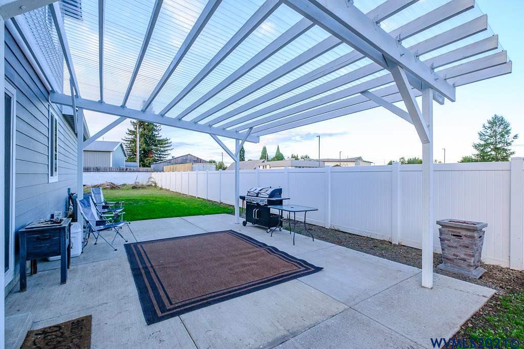 1145 South 9th Street Lebanon, OR 97355 - Photo 37 of 42