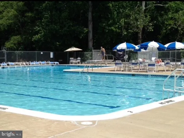 $2,900 | 5761 Independence Circle, Alexandria, VA 22312