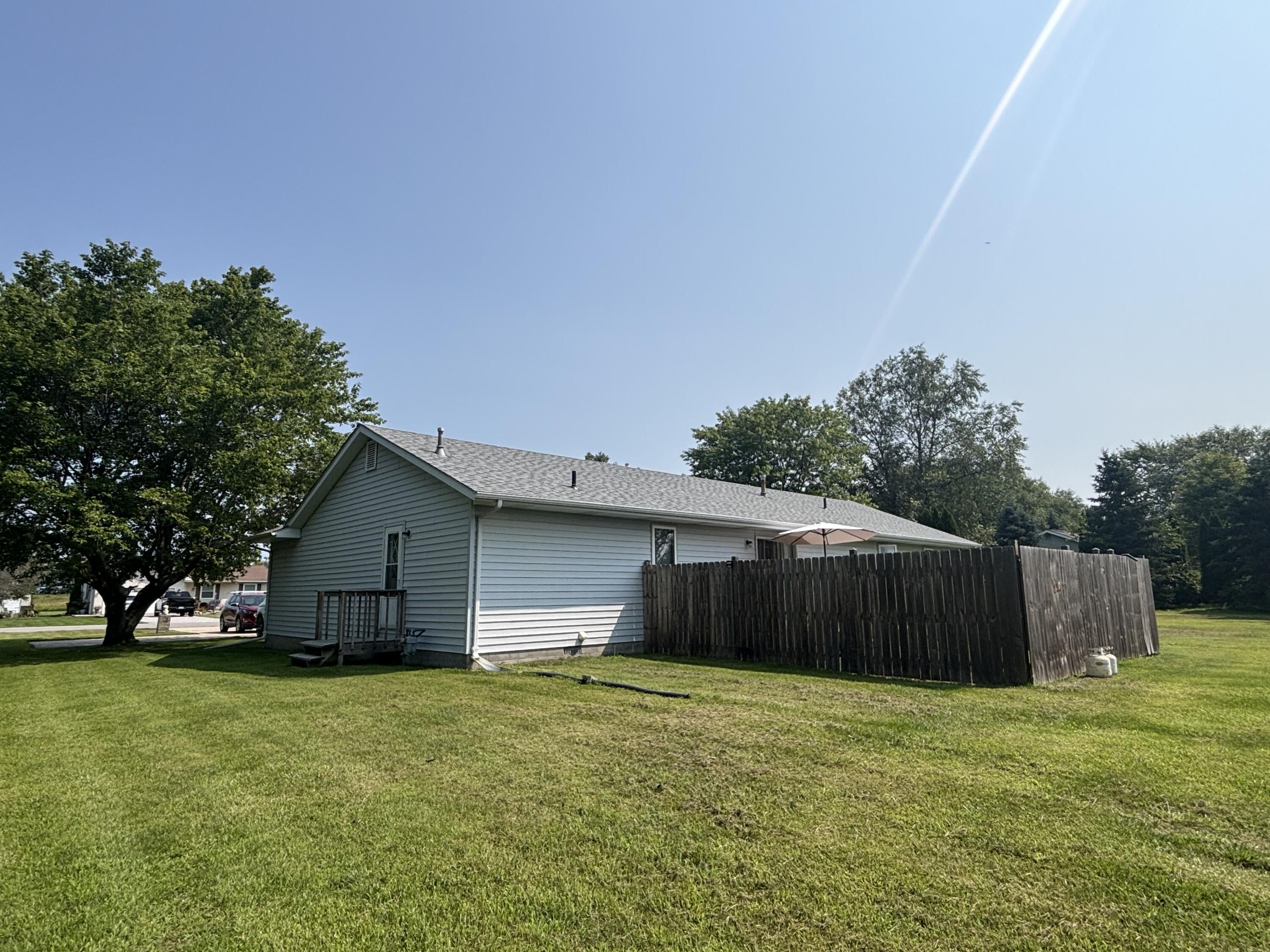 8193 Oak Tree Drive Rensselaer, IN 47978 - Photo 21 of 29 a house view with a garden space