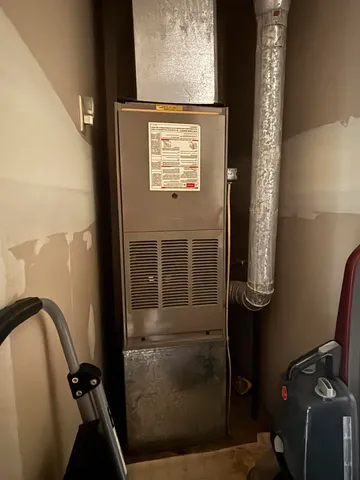 a view of walk in closet