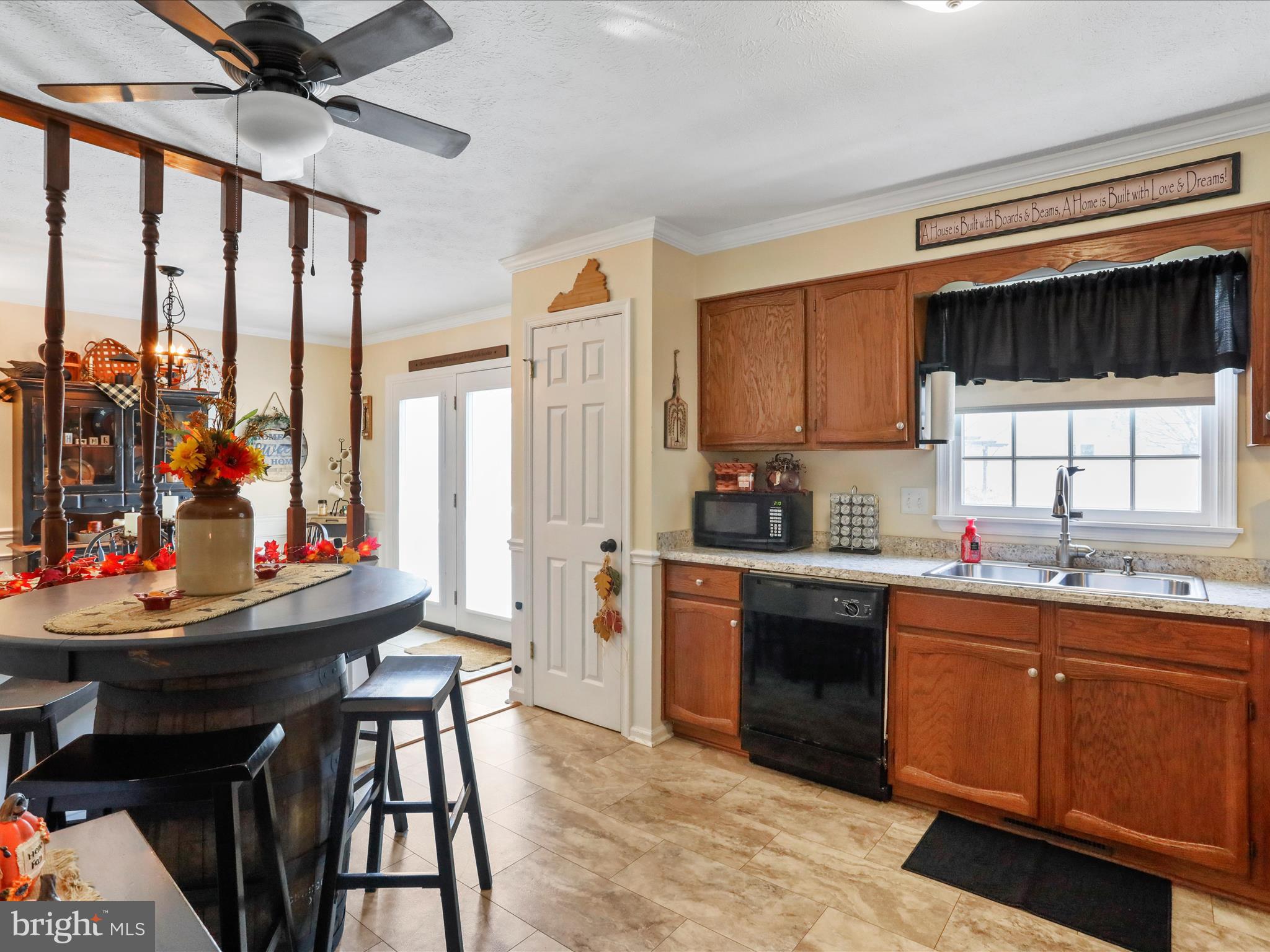 985 Stuart Drive Front Royal, VA 22630 - Photo 13 of 45