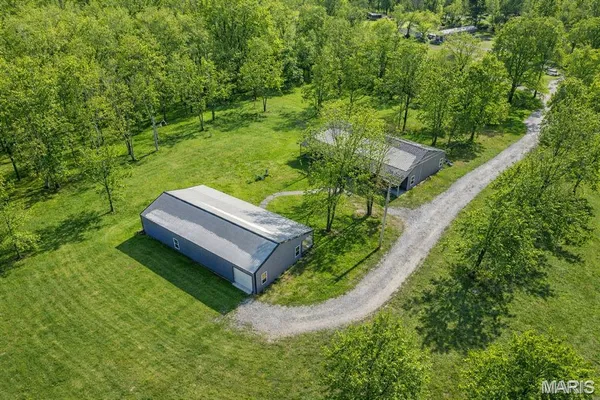 $450,000 | 19280 Highway 17, Waynesville, MO 65583