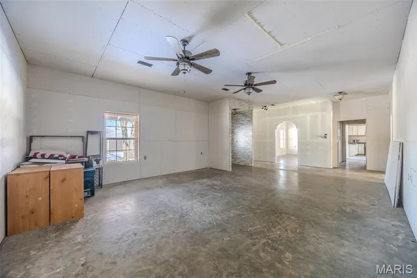 $450,000 | 19280 Highway 17, Waynesville, MO 65583