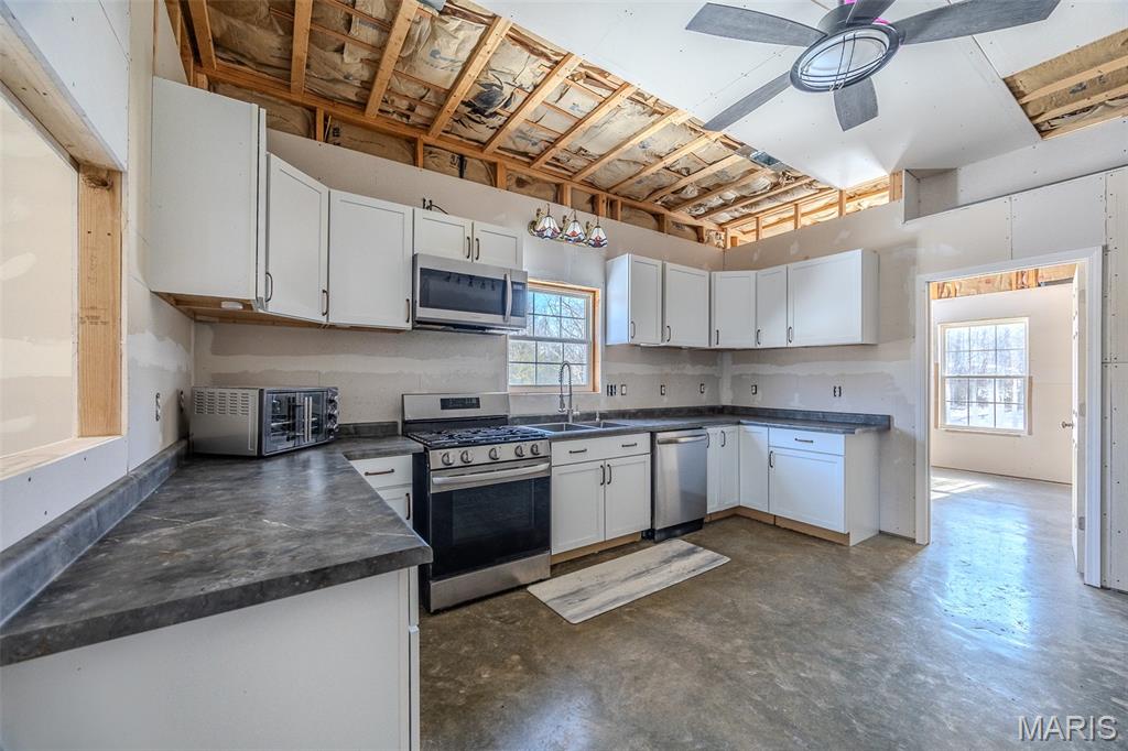 19280 Highway 17 Waynesville, MO 65583 - Photo 23 of 97