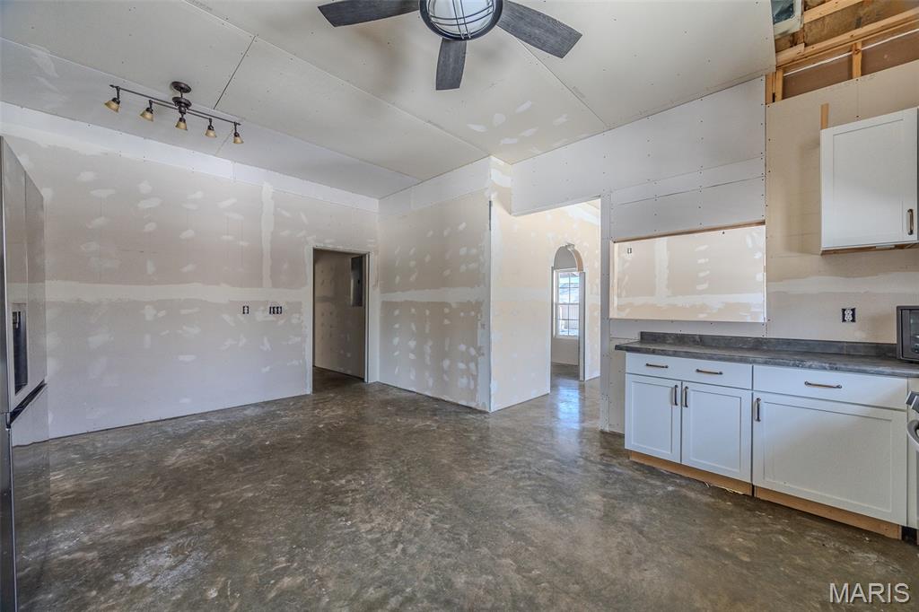 19280 Highway 17 Waynesville, MO 65583 - Photo 26 of 97