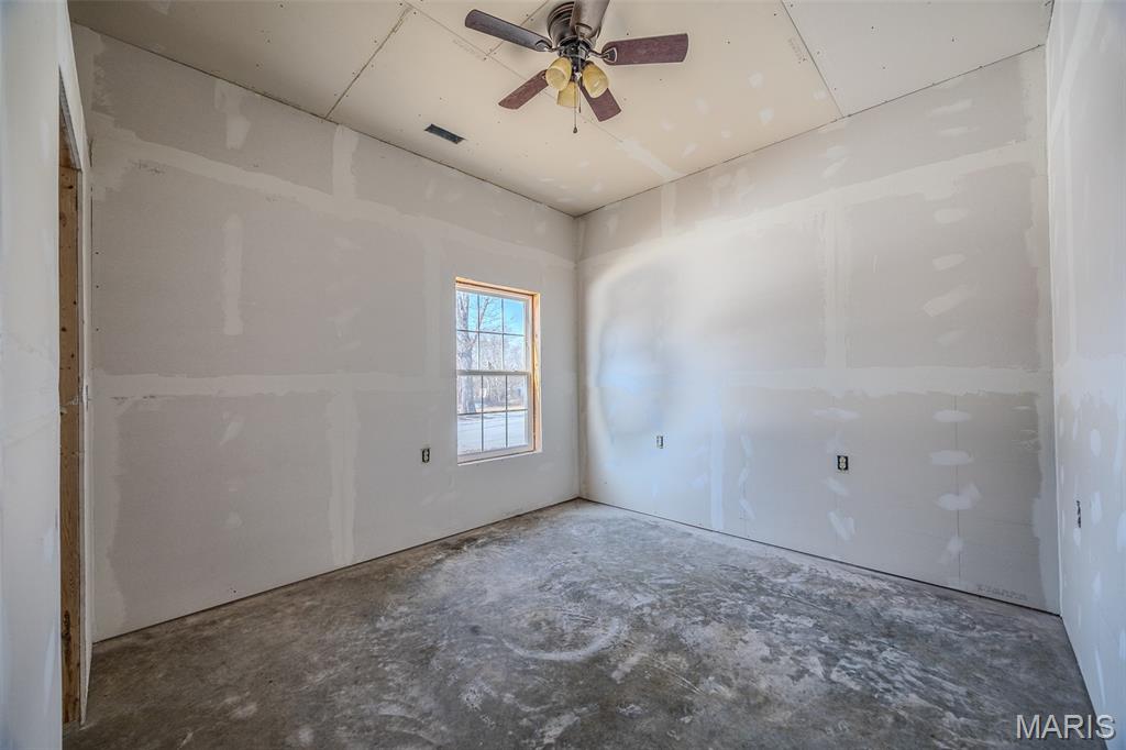 19280 Highway 17 Waynesville, MO 65583 - Photo 42 of 97