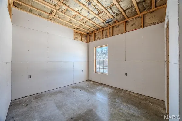 $450,000 | 19280 Highway 17, Waynesville, MO 65583