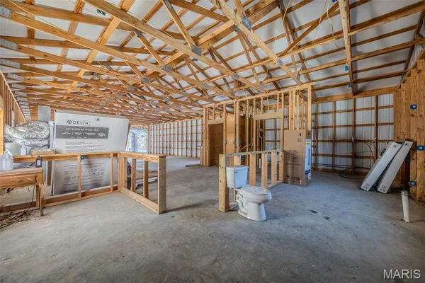 $450,000 | 19280 Highway 17, Waynesville, MO 65583