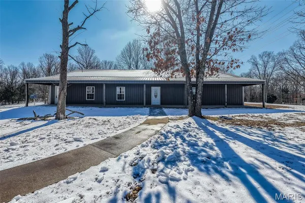 $450,000 | 19280 Highway 17, Waynesville, MO 65583