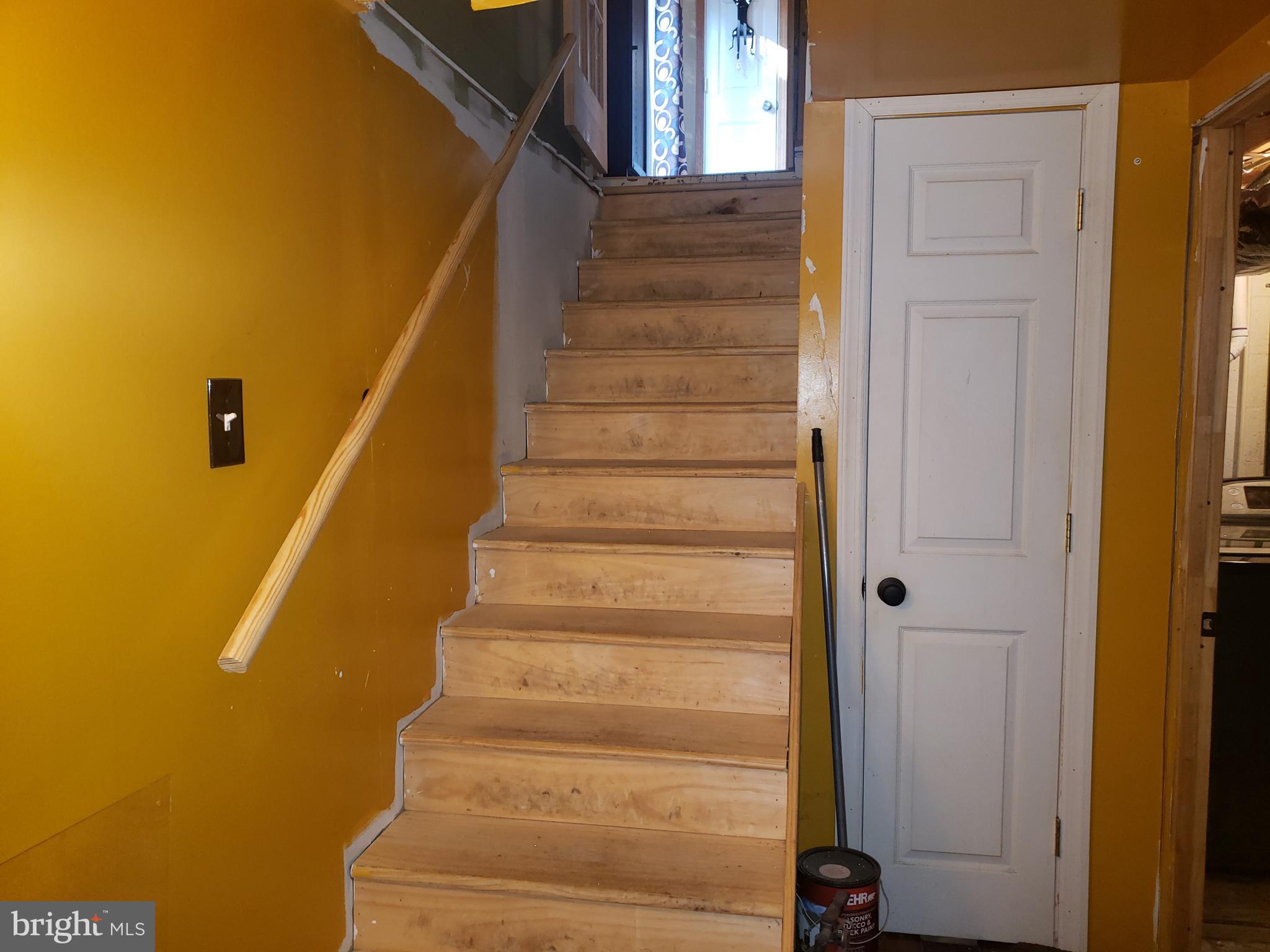 27 Mackeys Lane Leesburg, NJ 08327 - Photo 25 of 29 a view of entryway