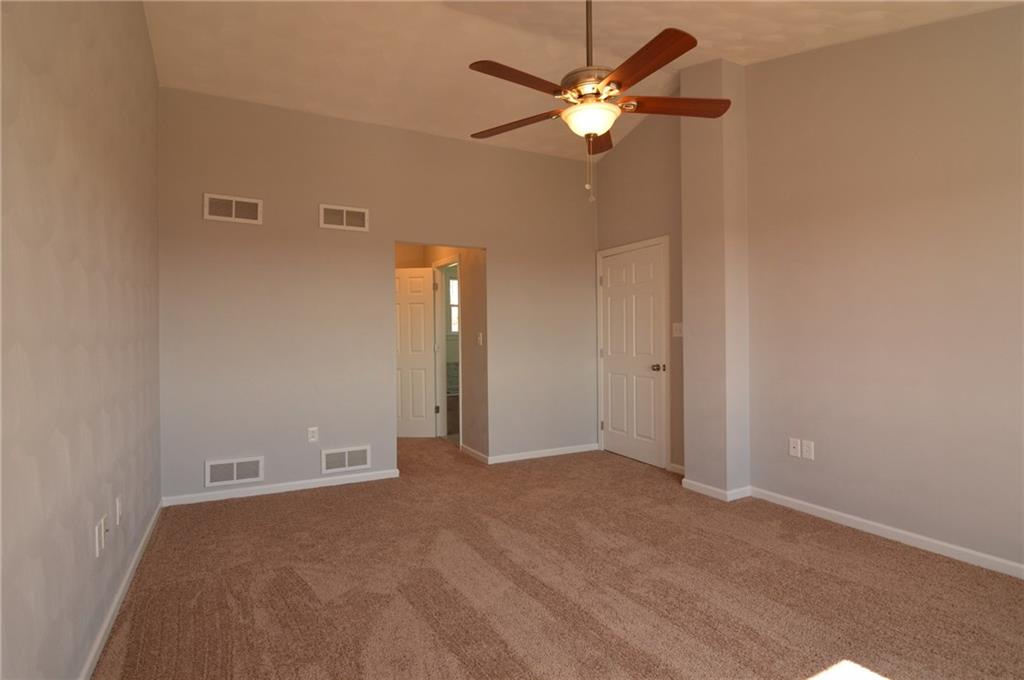 232 Rizzi Drive Irwin, PA 15642 - Photo 15 of 25 Gallery Image 15