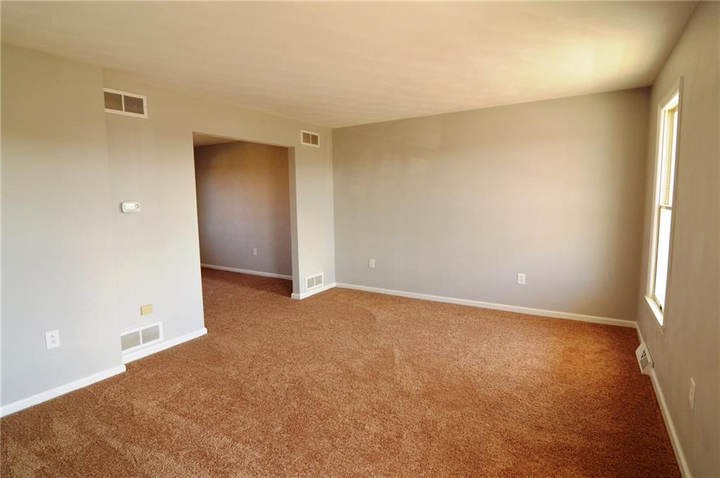 232 Rizzi Drive Irwin, PA 15642 - Photo 10 of 25 Gallery Image 10