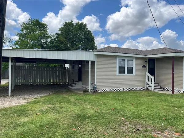 $1,050 | 13180 Palm Street, Vacherie, LA 70090