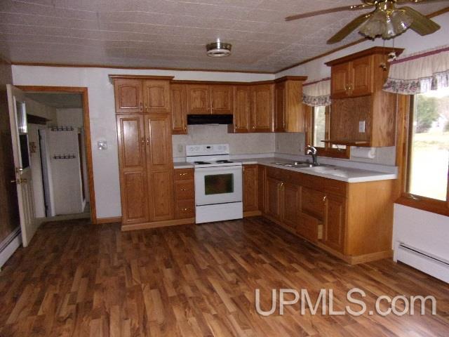 4358 M Road Escanaba, MI 49829 - Photo 3 of 9