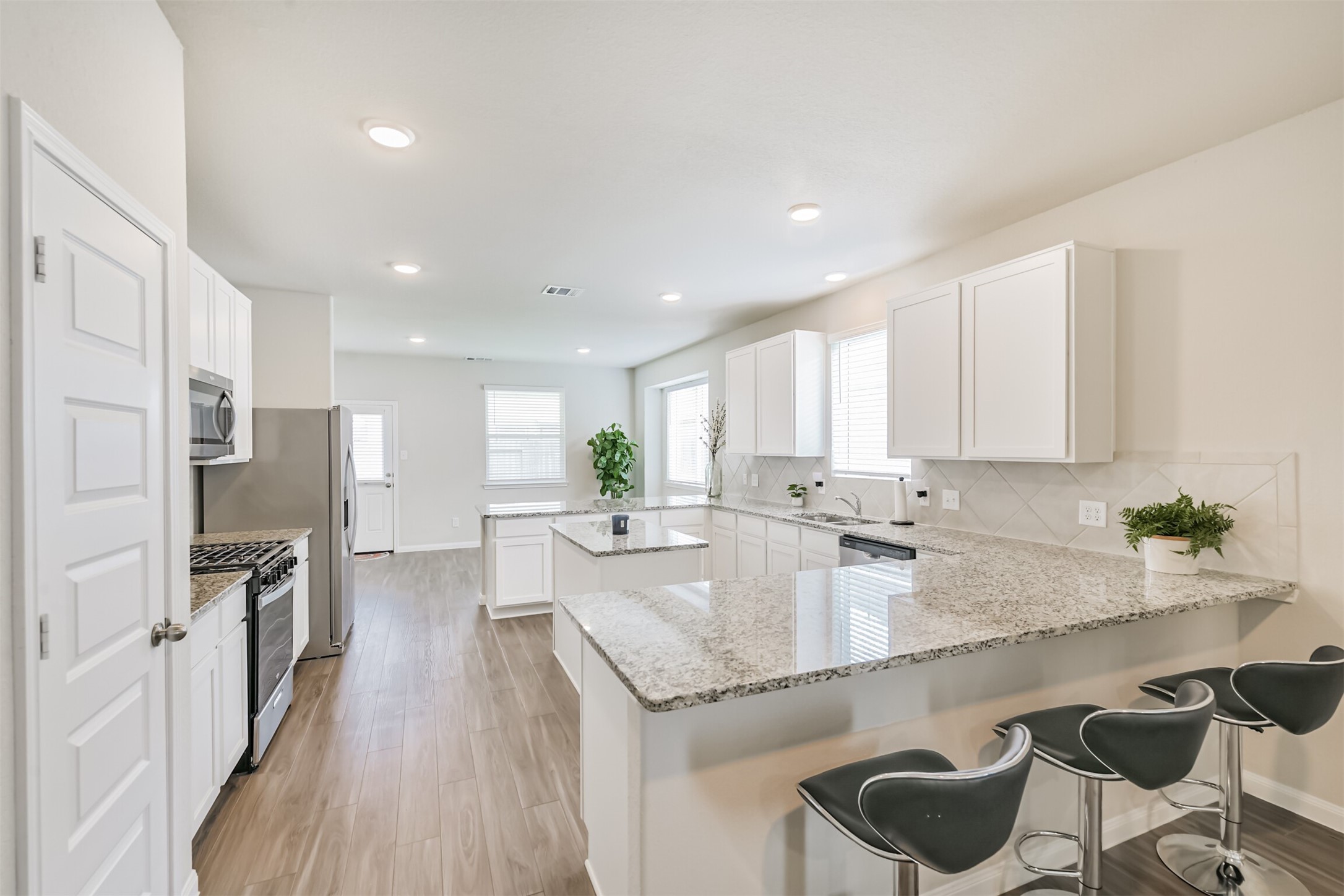 2424 Shellcracker Drive Conroe, TX 77384 - Photo 12 of 49