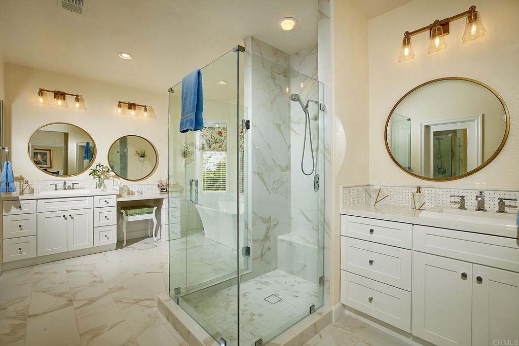 7337 Calle Conifera Carlsbad, CA 92009 - Photo 17 of 41