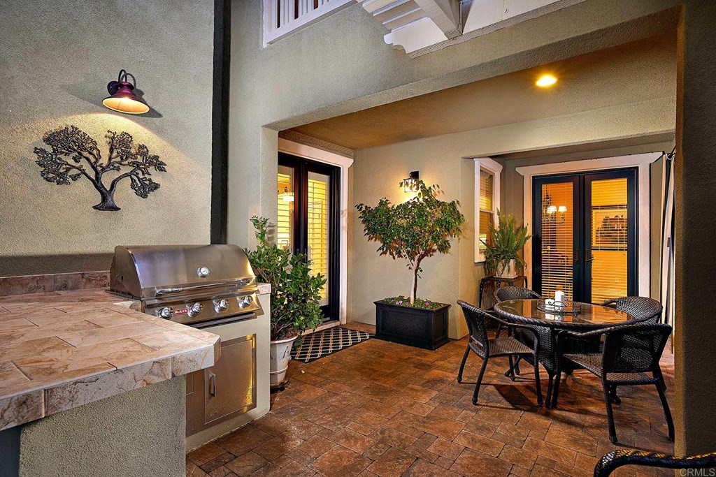 7337 Calle Conifera Carlsbad, CA 92009 - Photo 37 of 41