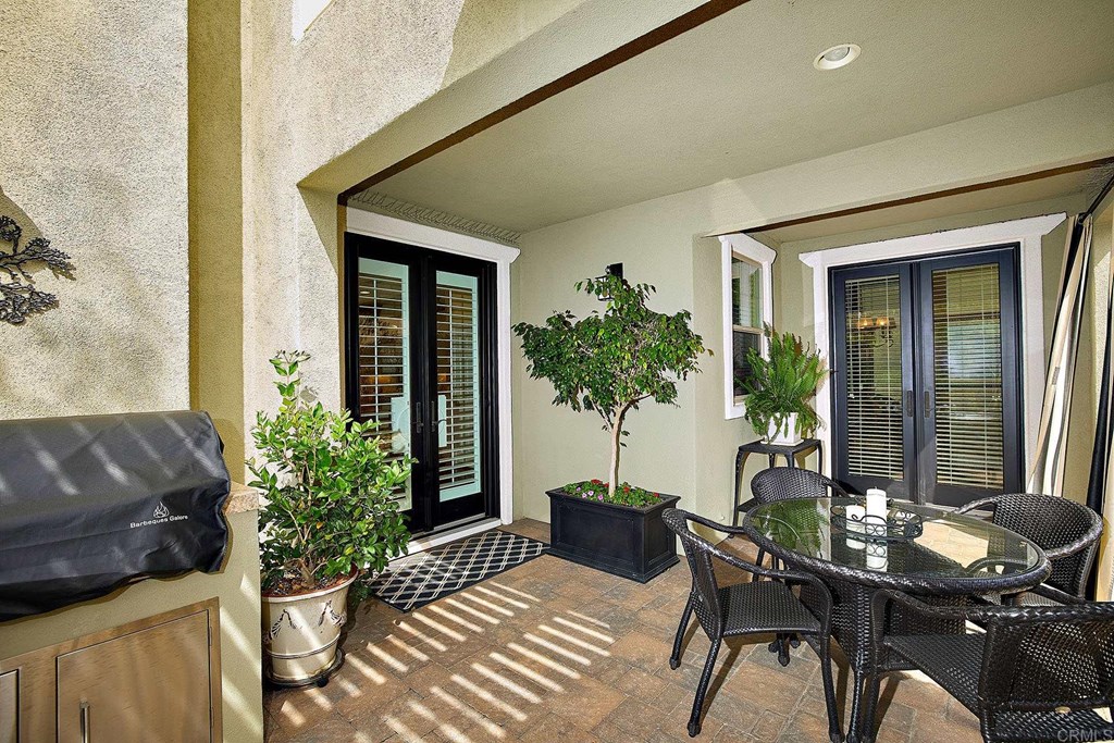 7337 Calle Conifera Carlsbad, CA 92009 - Photo 6 of 41