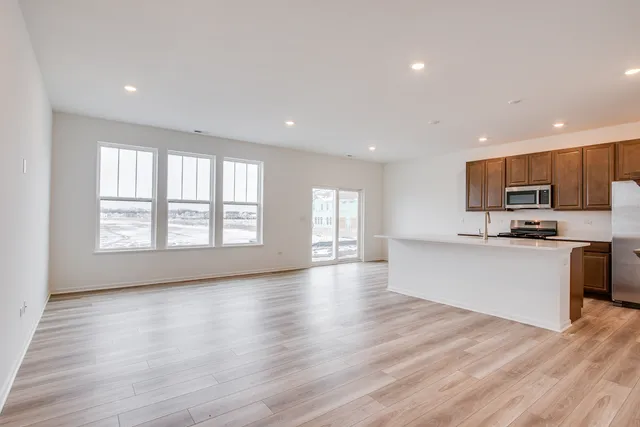 $2,800 | 15139 South Hepworth Court, Plainfield, IL 60544