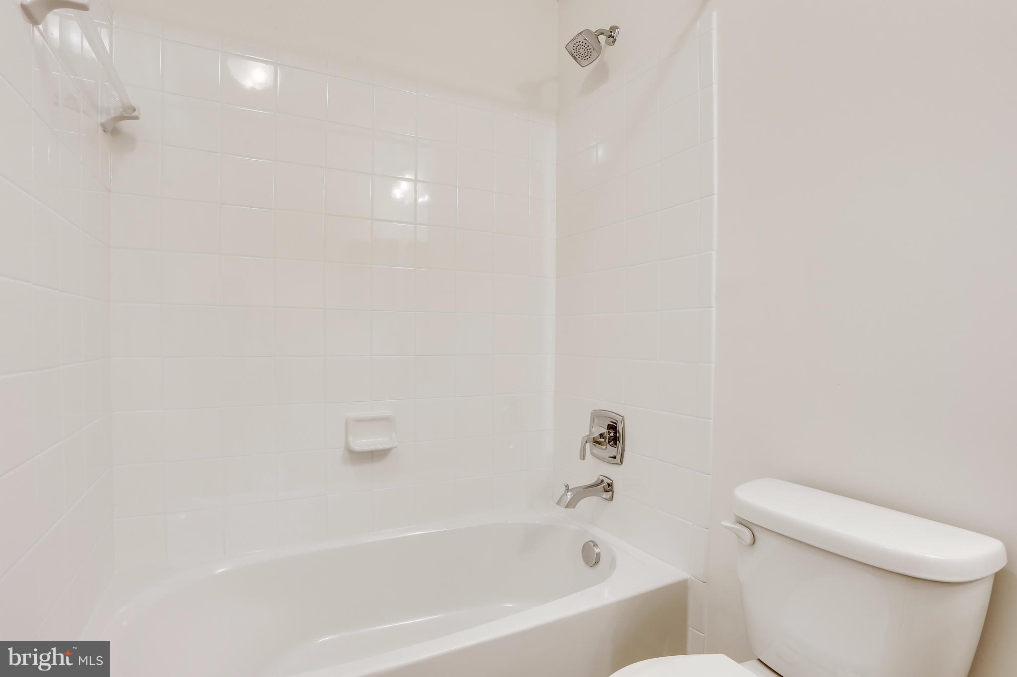 9958 Ravenhurst Road Middle River, MD 21220 - Photo 17 of 28 3rd floor hall bath
